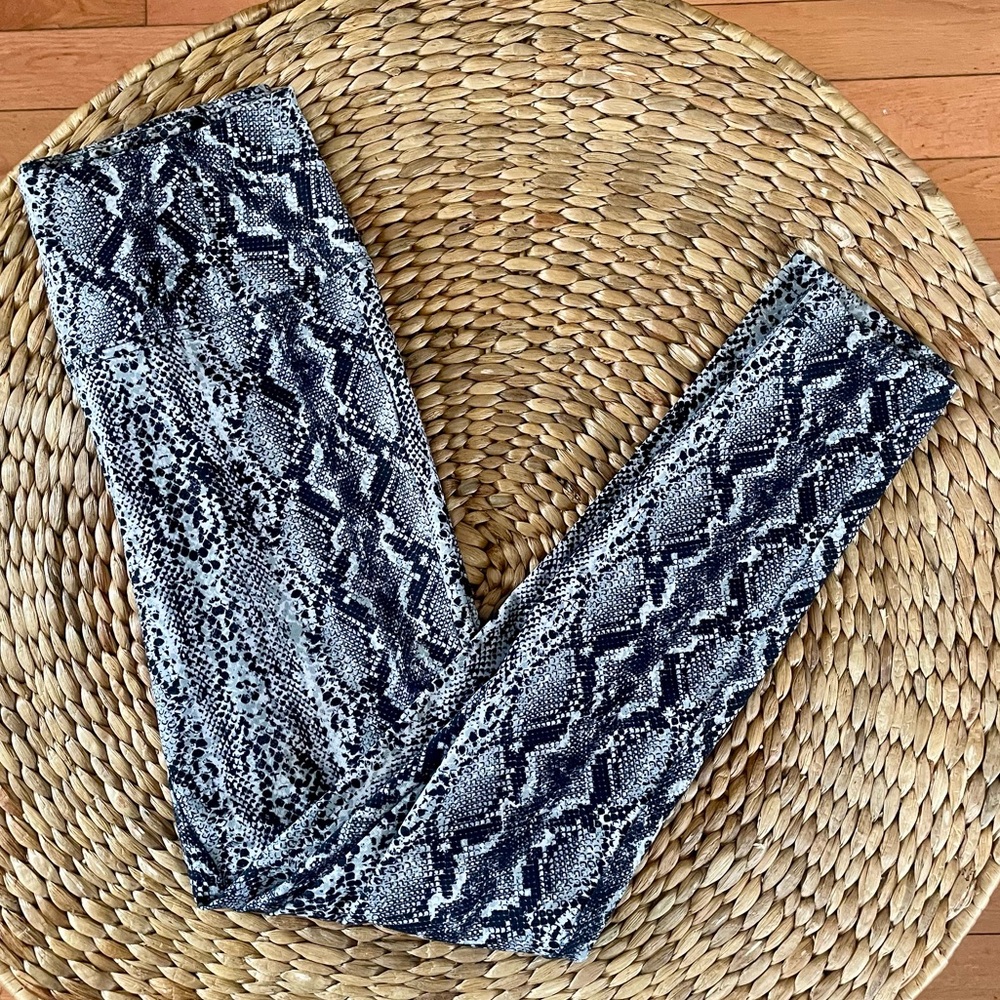 Snake Print Leggings
